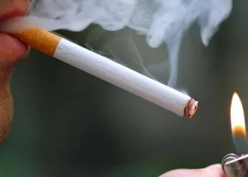 Tobacco kills, stop smoking