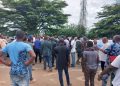 Students block Osun highway over lingering ASUU strike