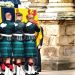 Tributes as Queen Elizabeth’s coffin arrives Edinburgh