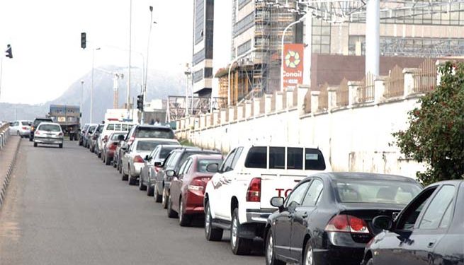 Abuja petrol scarcity persists, FG blames Kogi flood