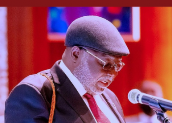 Buhari swears in Ariwoola as substantive CJN