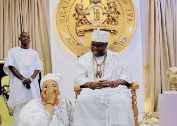 Nkechi Blessing visits Ooni of Ife, fans react