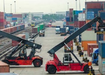 Customs hike imported vehicle duty, agents protest