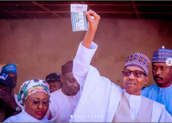 #NigeriaElections2023: Senior lawyers condemn Buhari’s open display of ballot paper