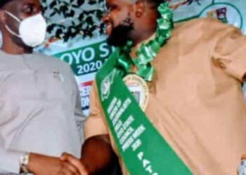 Akande Congratulates Makinde, Describes Victory As God’s Will, People’s Wish