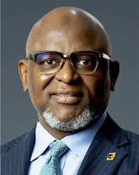 First Bank GMD, Adeduntan Gets Jericho Business Club’s President Outstanding Personality Award