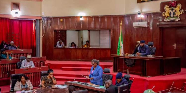 Makinde Gets Oyo Assembly’s Nod To Access N2bn Credit Facility To Finance Critical Infrastructure