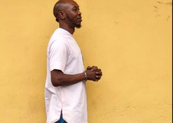 Policemen storm Seun Kuti’s home, seize wife’s phone – Eyewitness