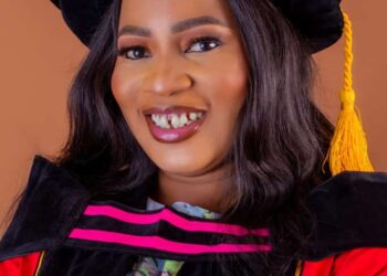 HAPPY BIRTHDAY TO A WOMAN OF SUBSTANCE,*Chief Dr(Mrs) Modupeola A AdeoluAkande* , ACS, CNA, ACTI, FFAR.