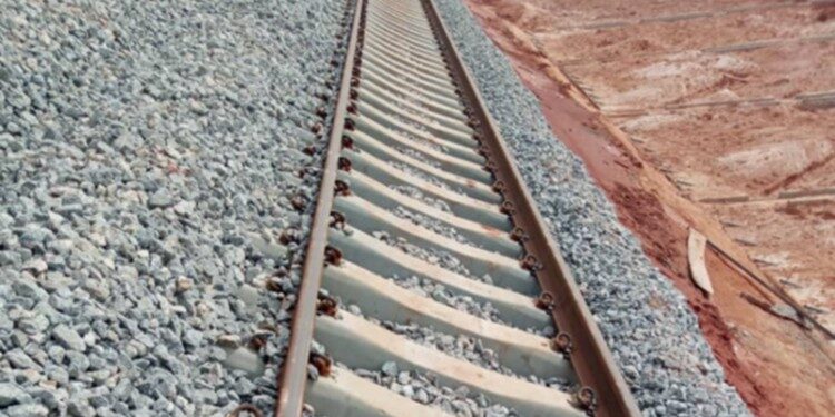 Nigeria-Niger mega rail project threatened, over 1,000 trucks trapped