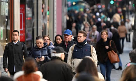 Britain Enters Recession Amidst Political Turmoil