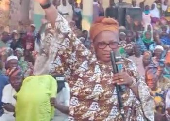 HUGE CROWD OF APC PARTY FAITHFULLS RECEIVES OYO NORTH SENATORIAL SEAT HOPEFUL- HANNAH OGUNESAN, IN SAKI